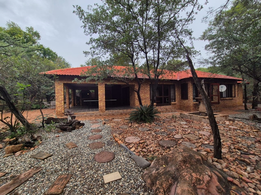 3 Bedroom Property for Sale in Leeupoort Limpopo