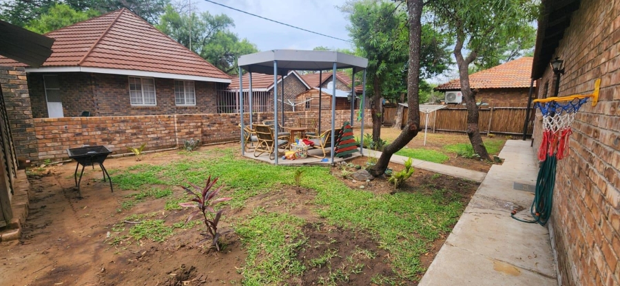 2 Bedroom Property for Sale in Leeupoort Limpopo
