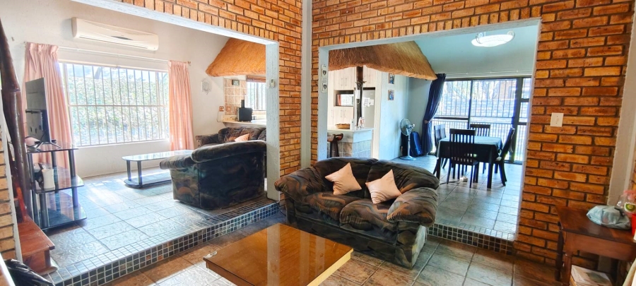 3 Bedroom Property for Sale in Leeupoort Limpopo