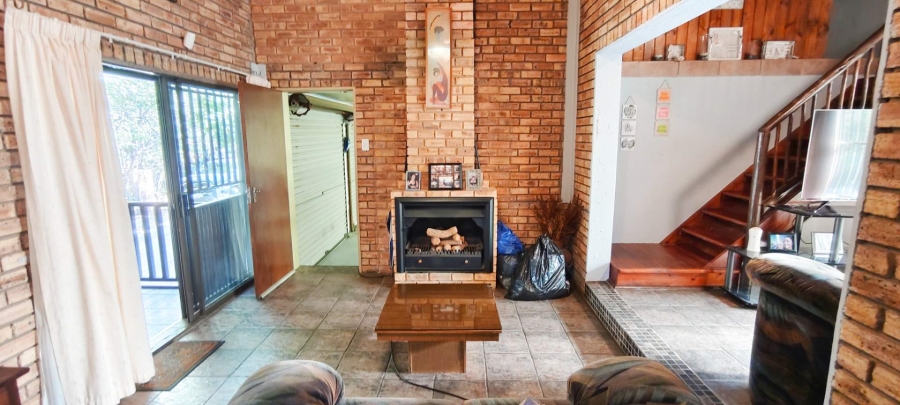 3 Bedroom Property for Sale in Leeupoort Limpopo