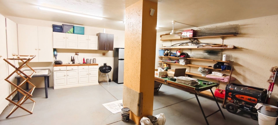 3 Bedroom Property for Sale in Leeupoort Limpopo