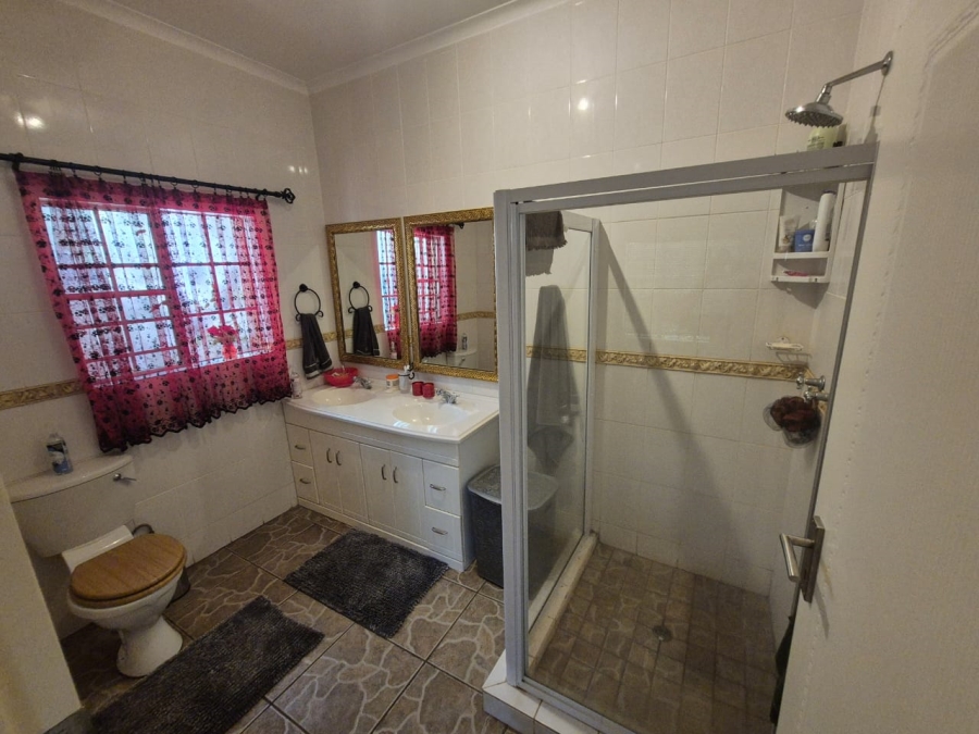 3 Bedroom Property for Sale in Leeupoort Limpopo