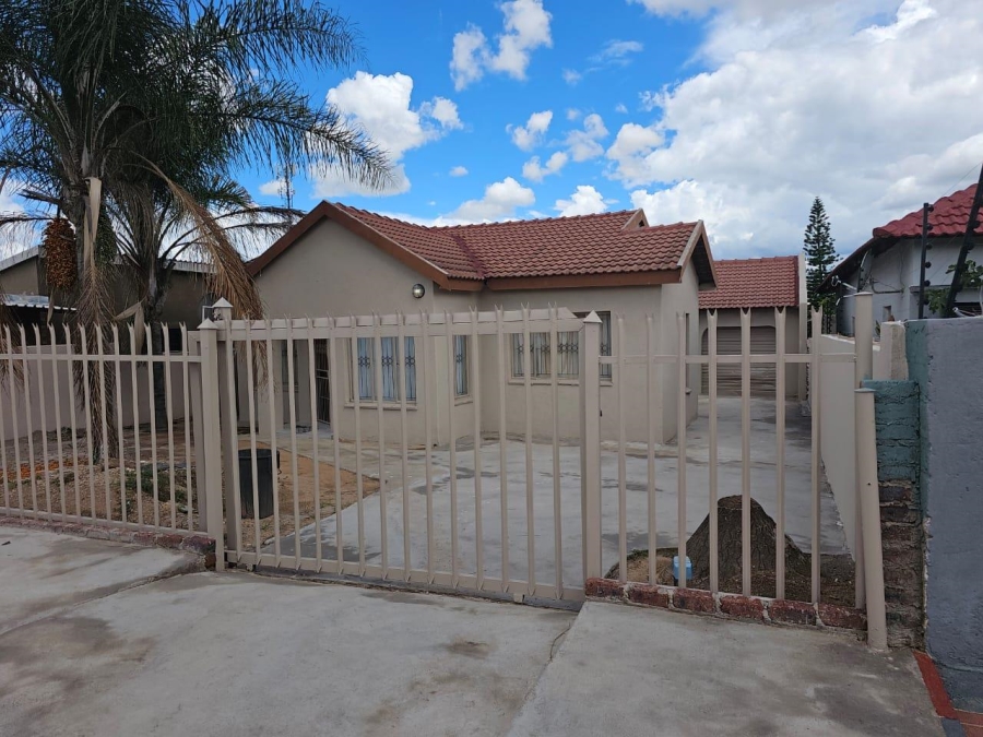 3 Bedroom Property for Sale in Seshego Limpopo