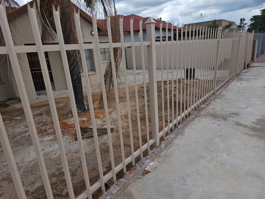 3 Bedroom Property for Sale in Seshego Limpopo