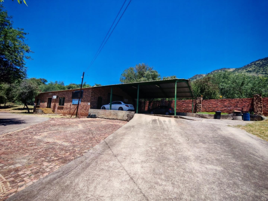 6 Bedroom Property for Sale in Burgersfort Limpopo