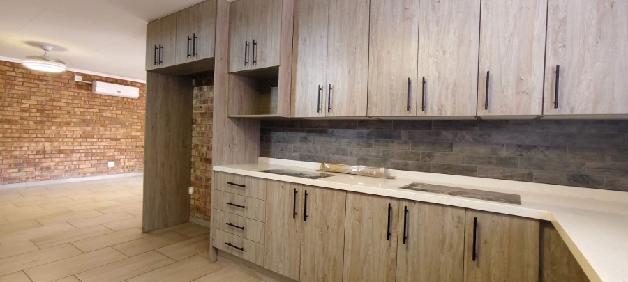 4 Bedroom Property for Sale in Leeupoort Limpopo