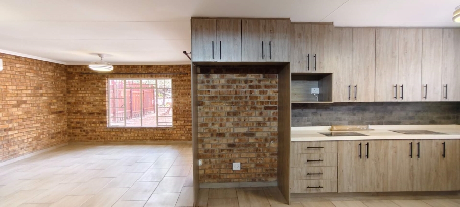 4 Bedroom Property for Sale in Leeupoort Limpopo