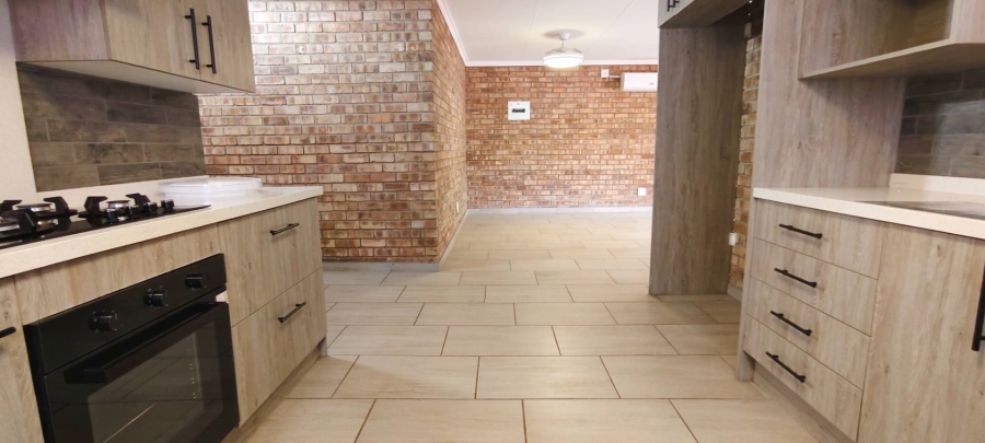 4 Bedroom Property for Sale in Leeupoort Limpopo