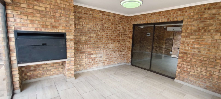 4 Bedroom Property for Sale in Leeupoort Limpopo