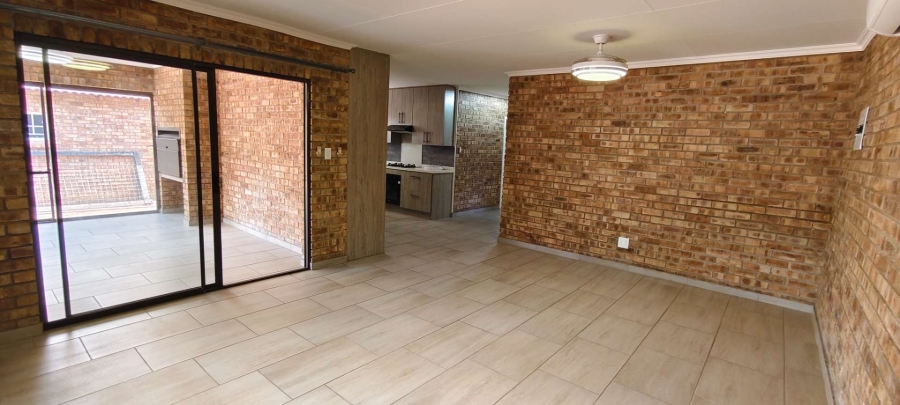 4 Bedroom Property for Sale in Leeupoort Limpopo