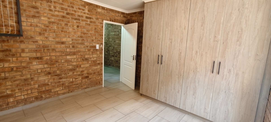 4 Bedroom Property for Sale in Leeupoort Limpopo