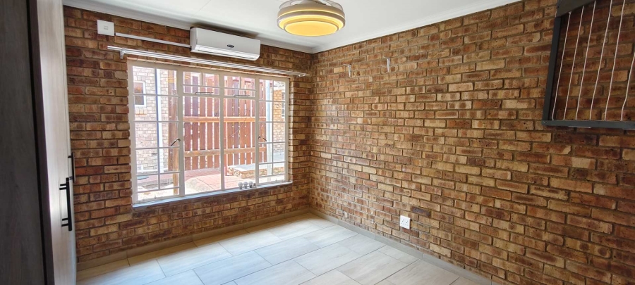 4 Bedroom Property for Sale in Leeupoort Limpopo