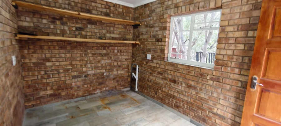 4 Bedroom Property for Sale in Leeupoort Limpopo