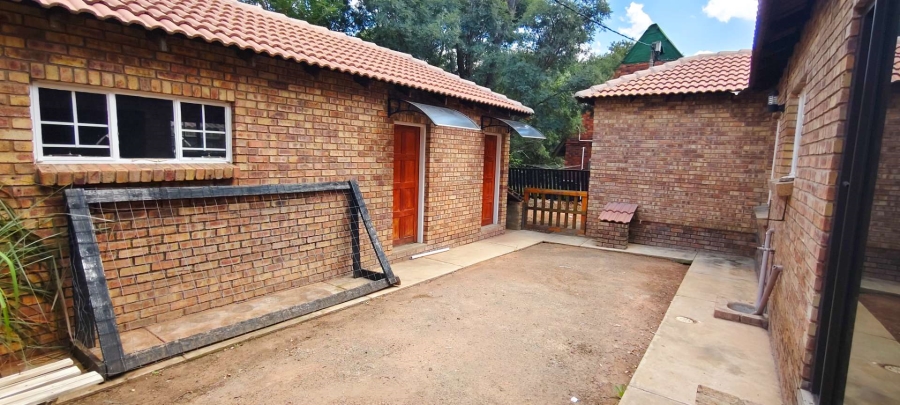 4 Bedroom Property for Sale in Leeupoort Limpopo