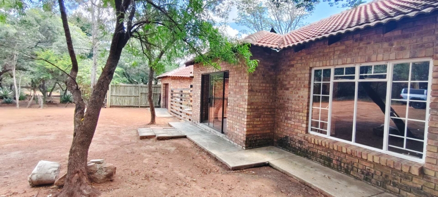 4 Bedroom Property for Sale in Leeupoort Limpopo