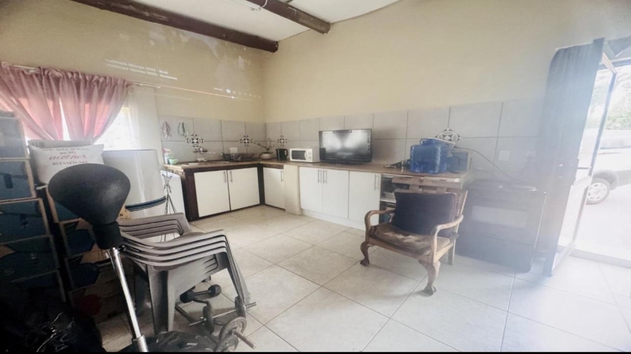 5 Bedroom Property for Sale in Bendor Limpopo