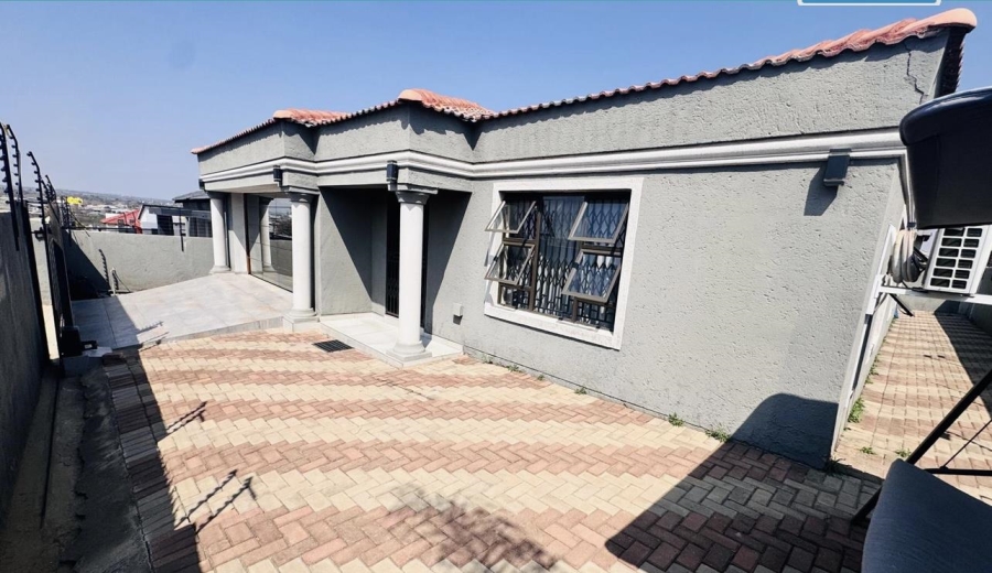 3 Bedroom Property for Sale in Emdo Park Limpopo