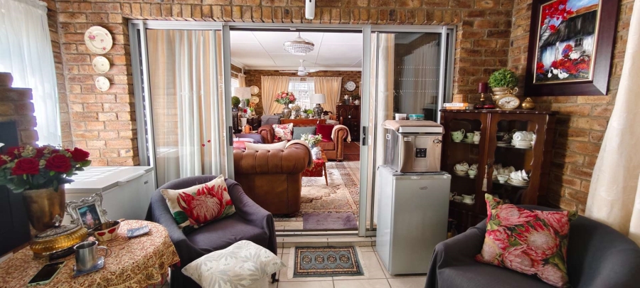 2 Bedroom Property for Sale in Leeupoort Limpopo