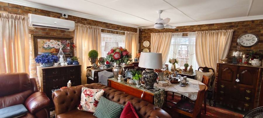 2 Bedroom Property for Sale in Leeupoort Limpopo