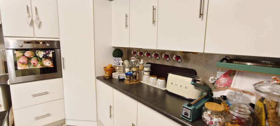 2 Bedroom Property for Sale in Leeupoort Limpopo