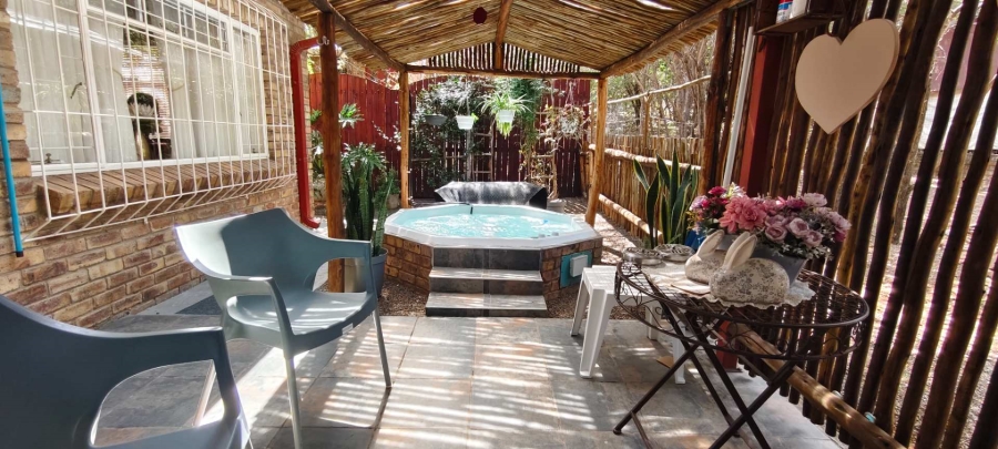 2 Bedroom Property for Sale in Leeupoort Limpopo