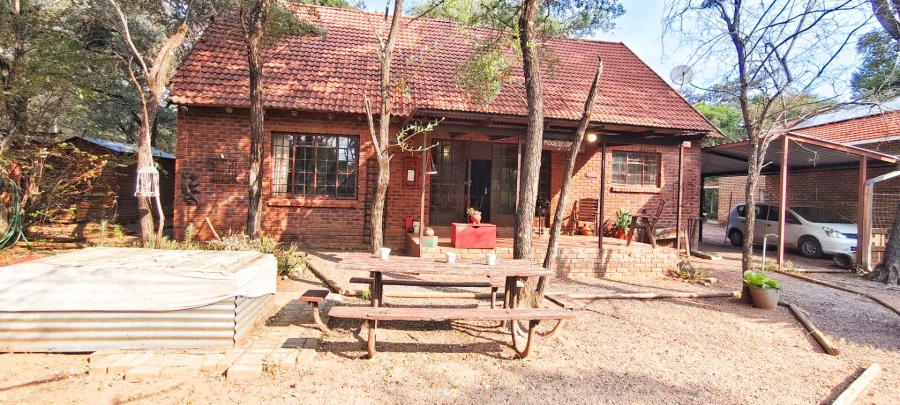 4 Bedroom Property for Sale in Leeupoort Limpopo