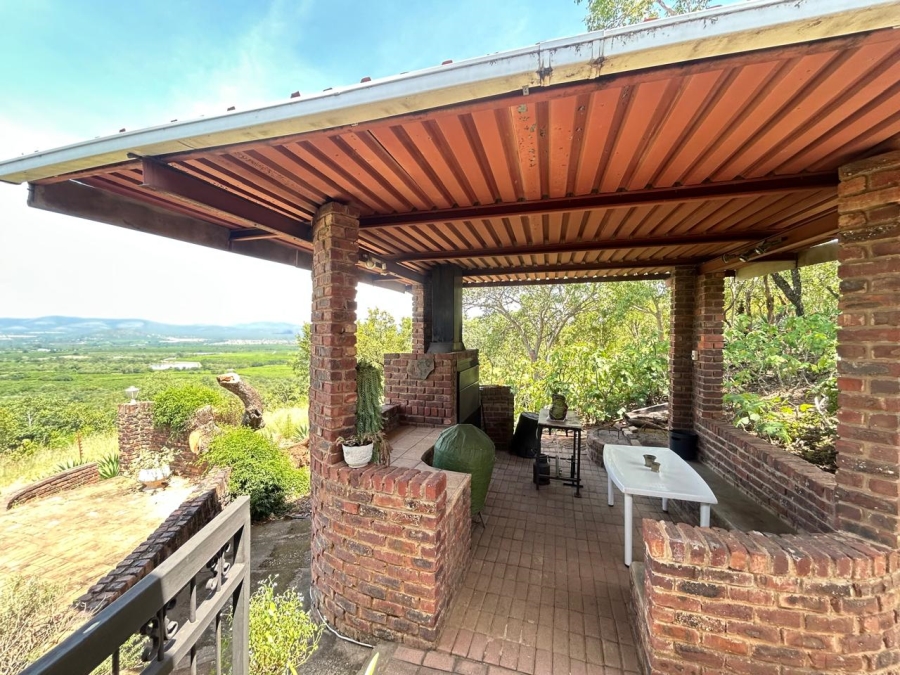 5 Bedroom Property for Sale in Tzaneen Rural Limpopo