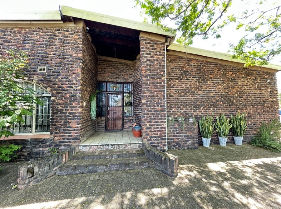 5 Bedroom Property for Sale in Tzaneen Rural Limpopo