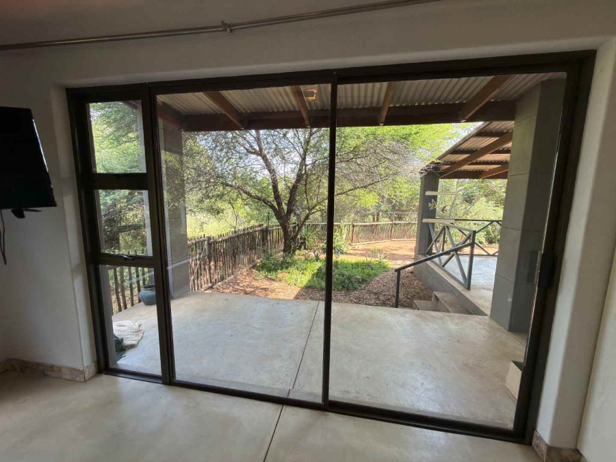 To Let 3 Bedroom Property for Rent in Hoedspruit Limpopo