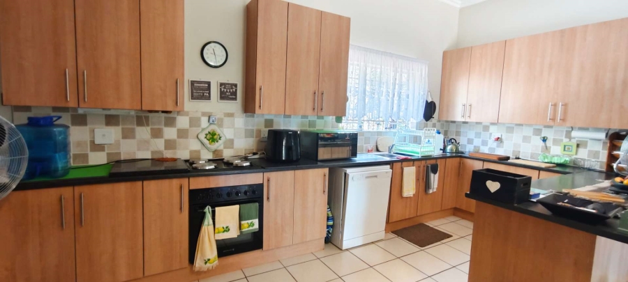 3 Bedroom Property for Sale in Leeupoort Limpopo