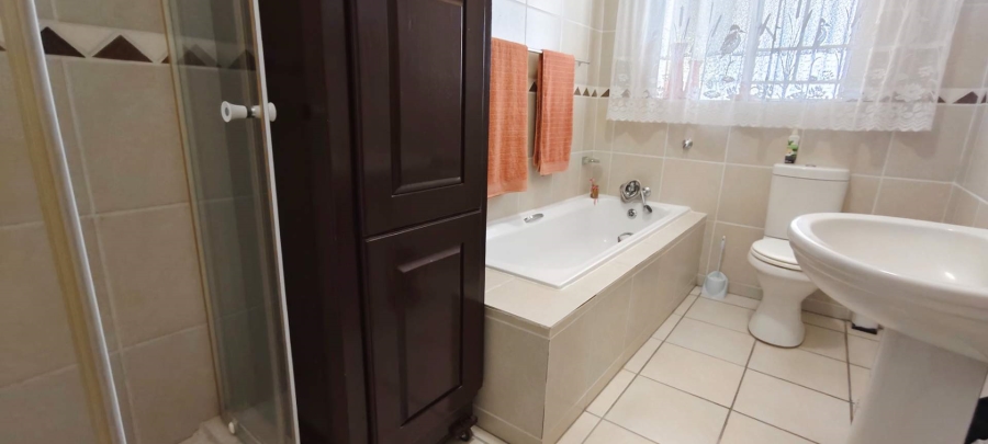 3 Bedroom Property for Sale in Leeupoort Limpopo