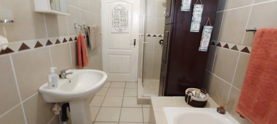 3 Bedroom Property for Sale in Leeupoort Limpopo