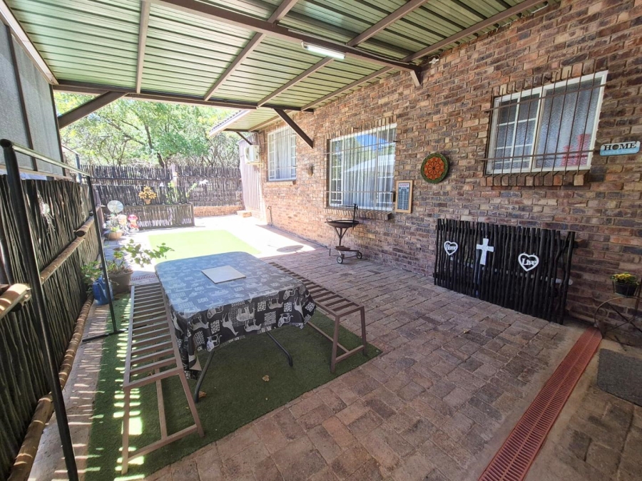 3 Bedroom Property for Sale in Leeupoort Limpopo