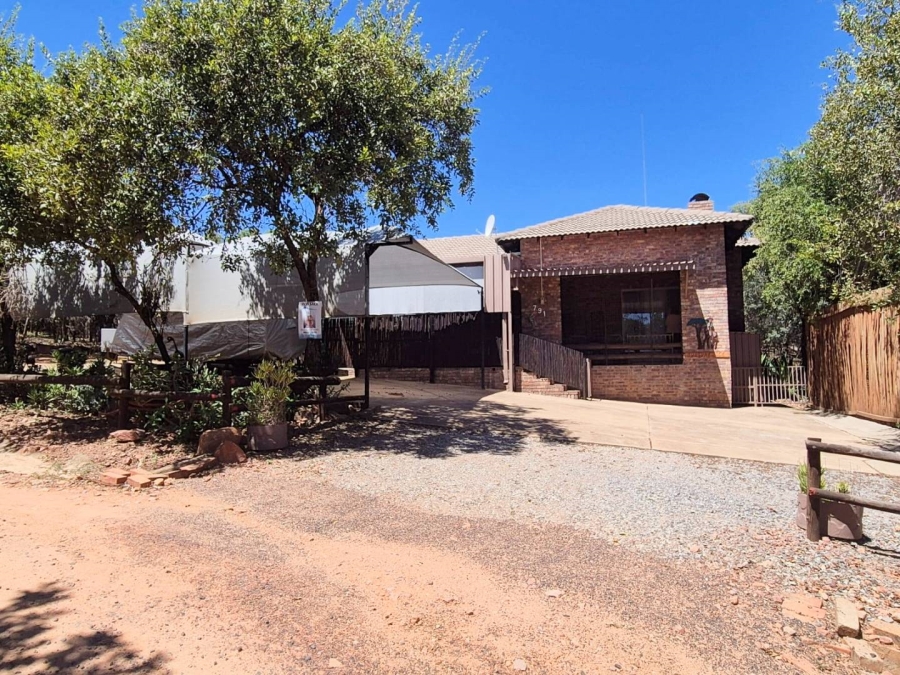 3 Bedroom Property for Sale in Leeupoort Limpopo