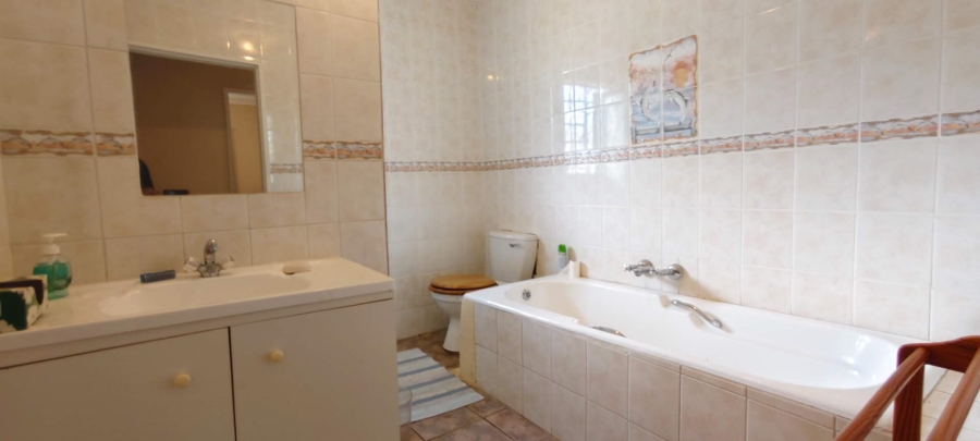 3 Bedroom Property for Sale in Leeupoort Limpopo