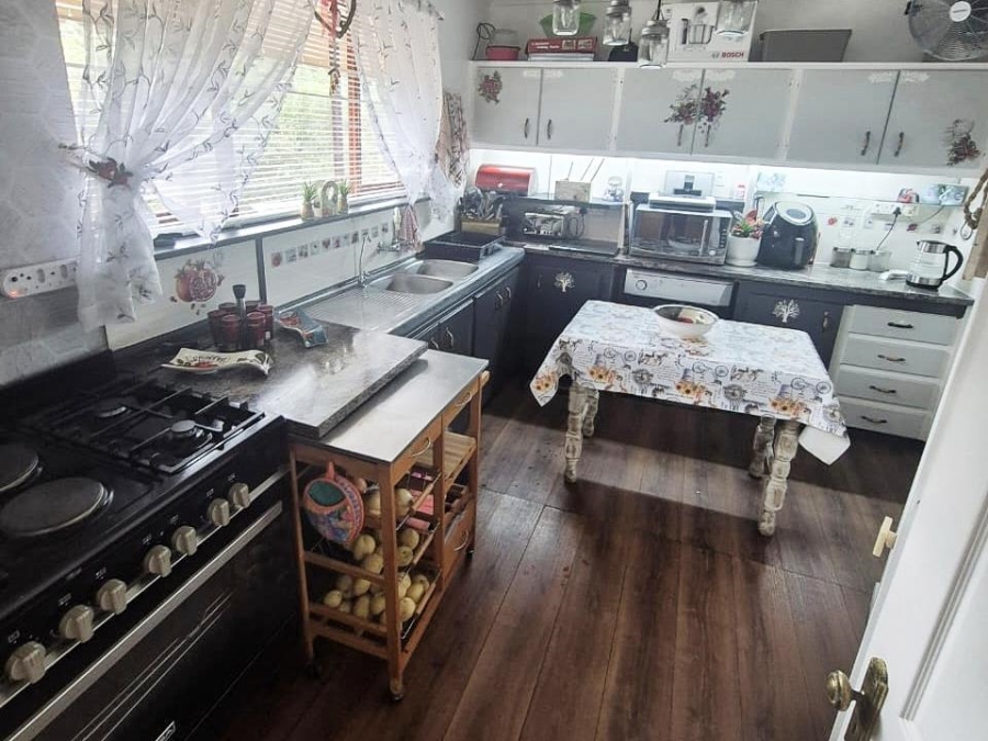 2 Bedroom Property for Sale in Leeupoort Limpopo