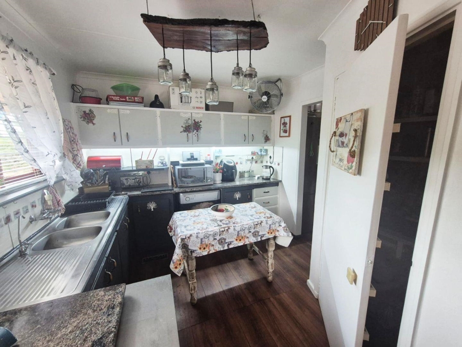 2 Bedroom Property for Sale in Leeupoort Limpopo