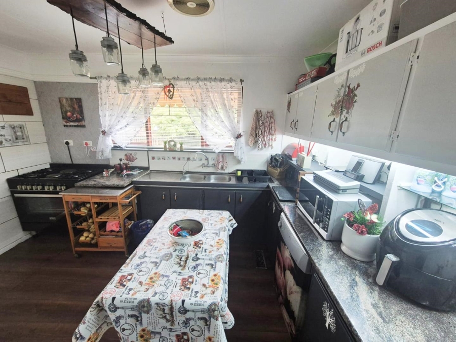 2 Bedroom Property for Sale in Leeupoort Limpopo