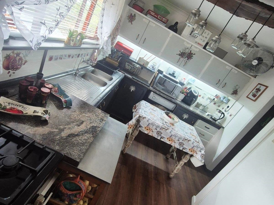 2 Bedroom Property for Sale in Leeupoort Limpopo