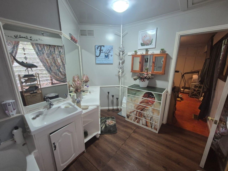 2 Bedroom Property for Sale in Leeupoort Limpopo