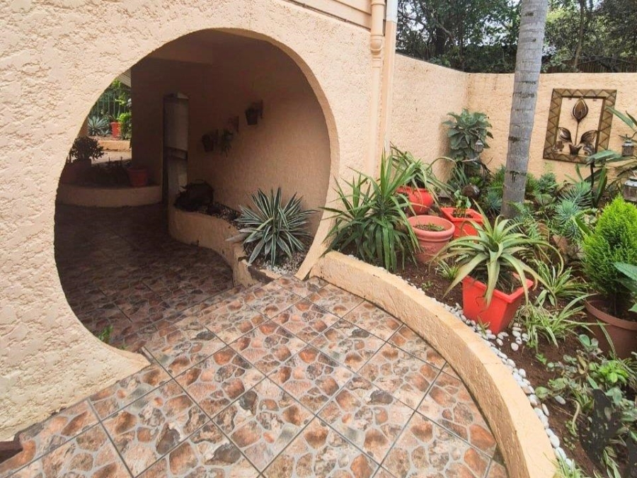2 Bedroom Property for Sale in Leeupoort Limpopo
