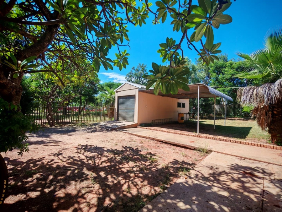 To Let 3 Bedroom Property for Rent in Steelpoort Limpopo