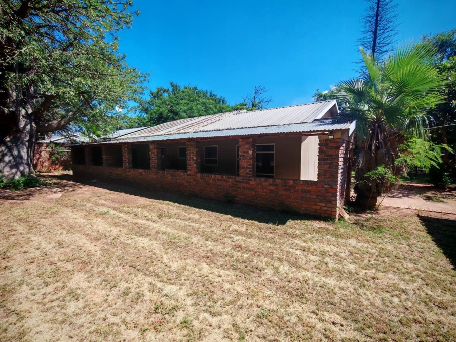 To Let 3 Bedroom Property for Rent in Steelpoort Limpopo