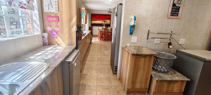 5 Bedroom Property for Sale in Leeupoort Limpopo