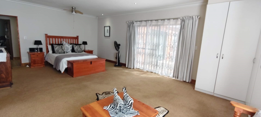5 Bedroom Property for Sale in Leeupoort Limpopo