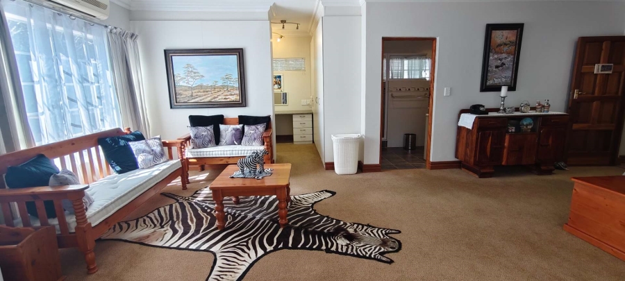 5 Bedroom Property for Sale in Leeupoort Limpopo