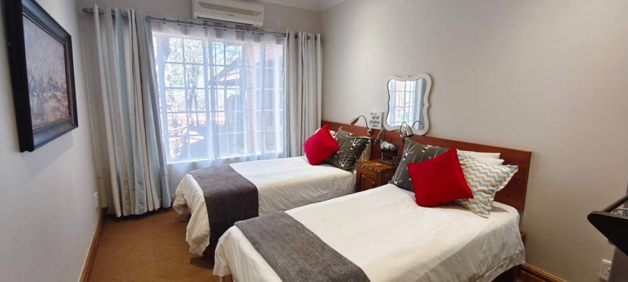 5 Bedroom Property for Sale in Leeupoort Limpopo