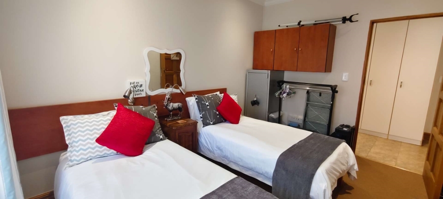 5 Bedroom Property for Sale in Leeupoort Limpopo