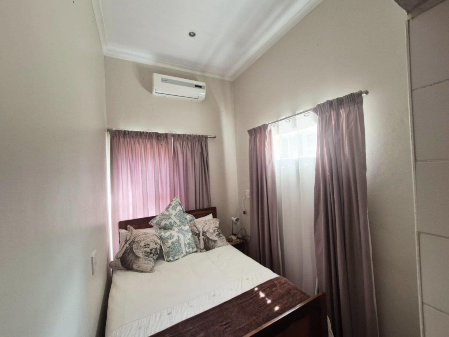 5 Bedroom Property for Sale in Leeupoort Limpopo