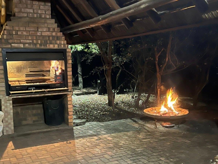 5 Bedroom Property for Sale in Leeupoort Limpopo